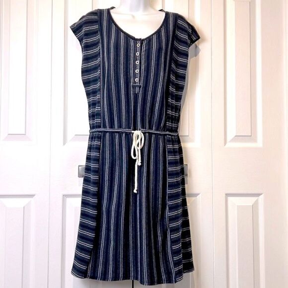 Lucky Brand Navy and White Cap Sleeve Dress Size M - Picture 1 of 13